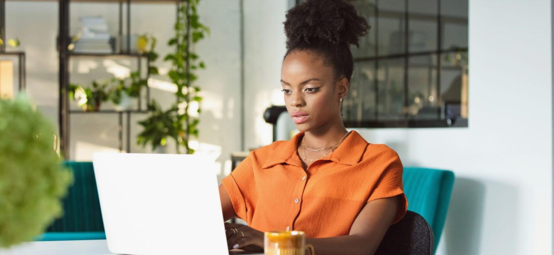 Material educativo y recursos de formación financiera